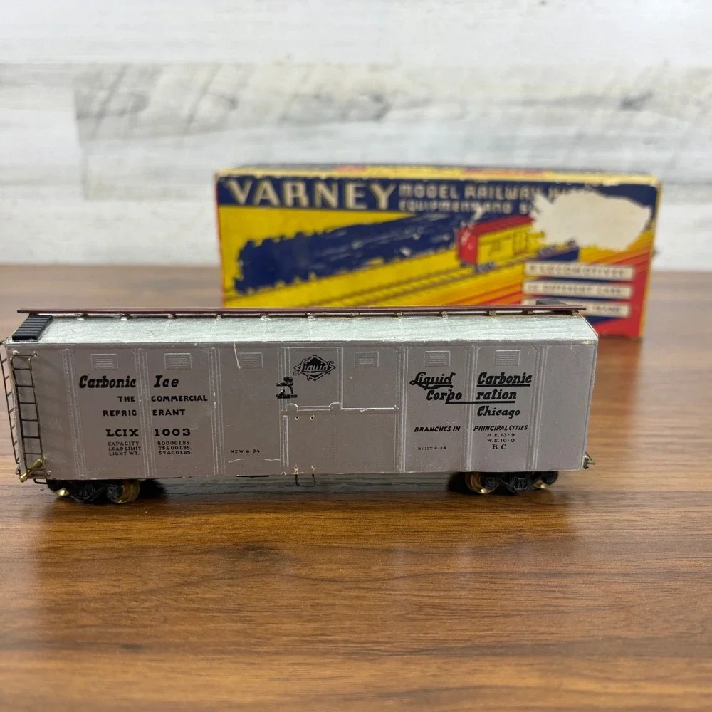 Vintage Varney HO Train Car 1934.Carbonic‎ Ice